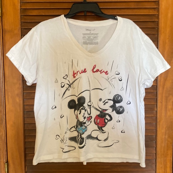 Mickey and Minnie Mouse T-shirt - Picture 1 of 3